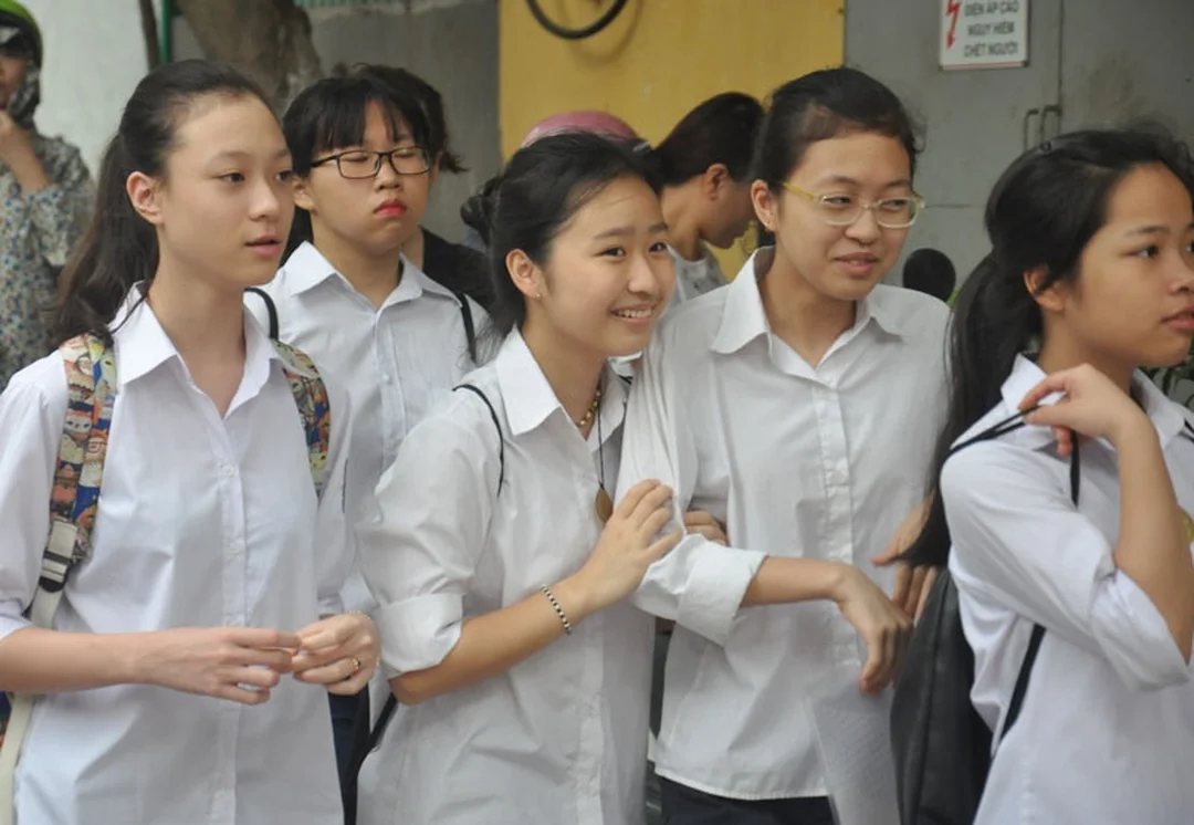 Câu hỏi thường gặp về anh gia sư tiếng Anh anh gia sư dạy kèm tiếng Anh lớp 10 tại nhà