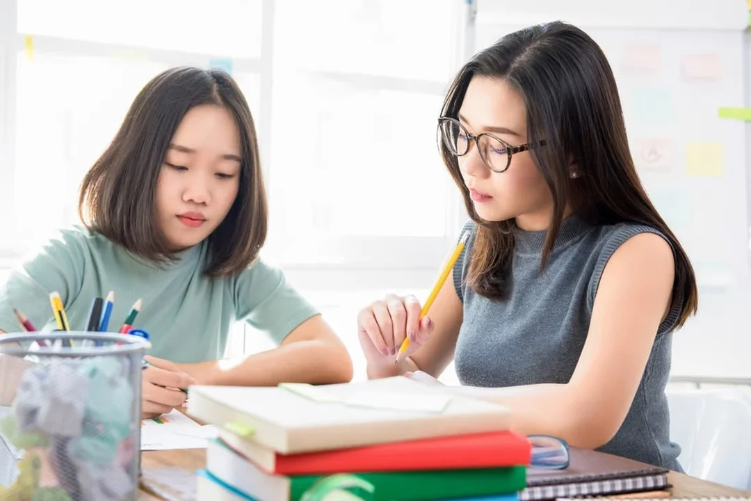 Lộ trình học với anh gia sư tiếng Anh lớp 10 anh gia sư xây dựng lộ trình học tiếng Anh lớp 10