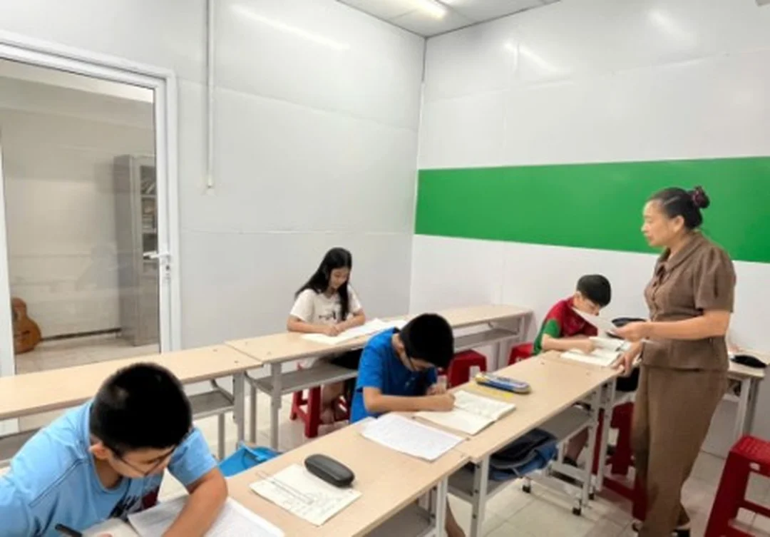 gia sư gò vấp hỗ trợ học sinh ôn bài