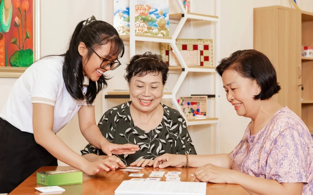 gia sư lý tự trọng lớp mới minh họa quy trình nhận lớp an toàn