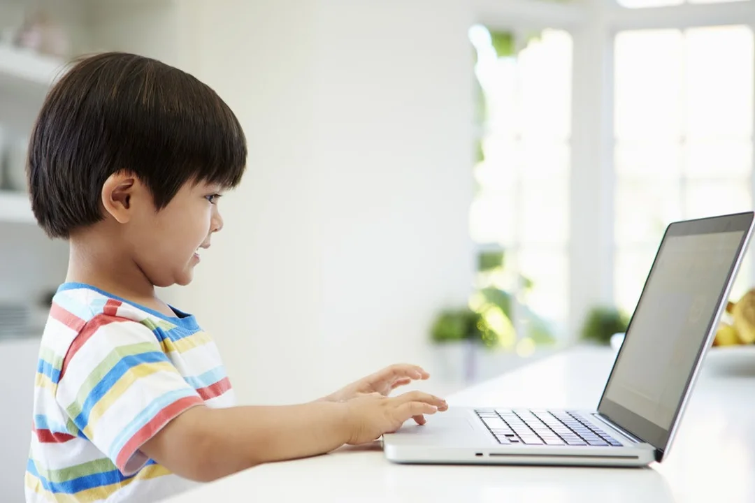 Gia sư tiếng Anh online học tại nhà gia sư tiếng anh online hướng dẫn học sinh học tại nhà