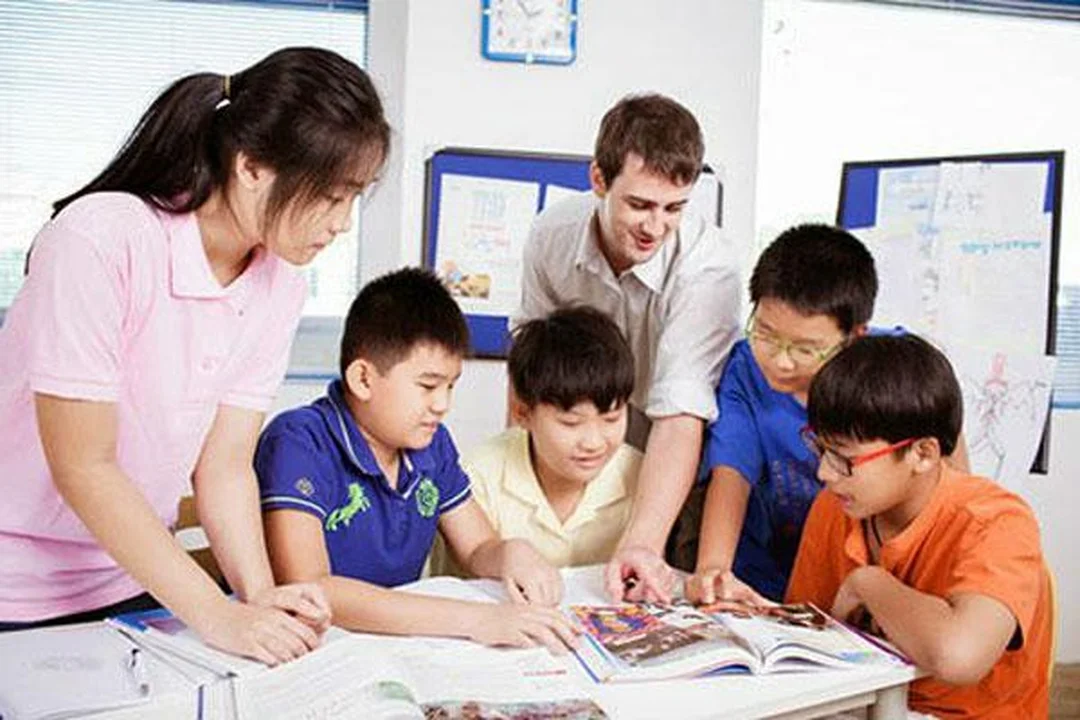 hình ảnh gia sư là gì và câu hỏi thường gặp