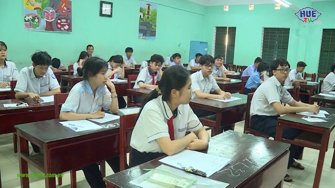 Video về kỳ thi tuyển sinh lớp 10 tại Huế